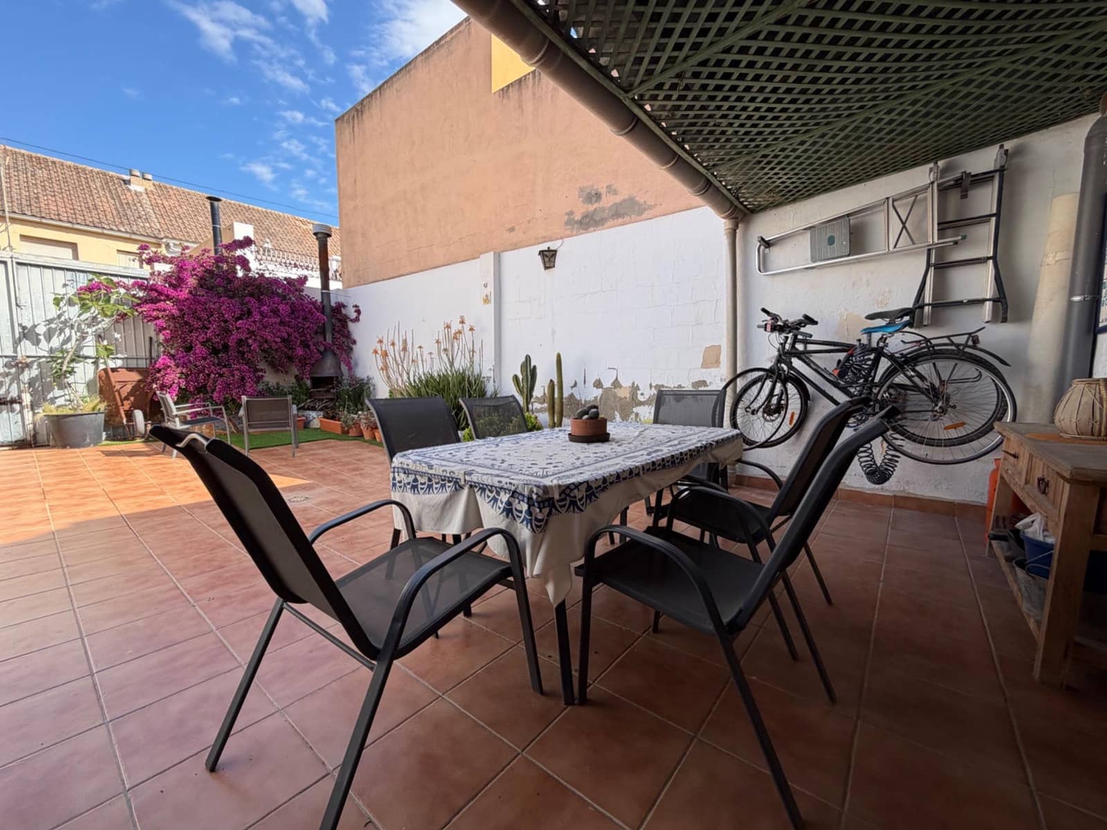 3 Zimmer Villa zu verkaufen in Casinos - 165.000 € (Ref: 9836221)