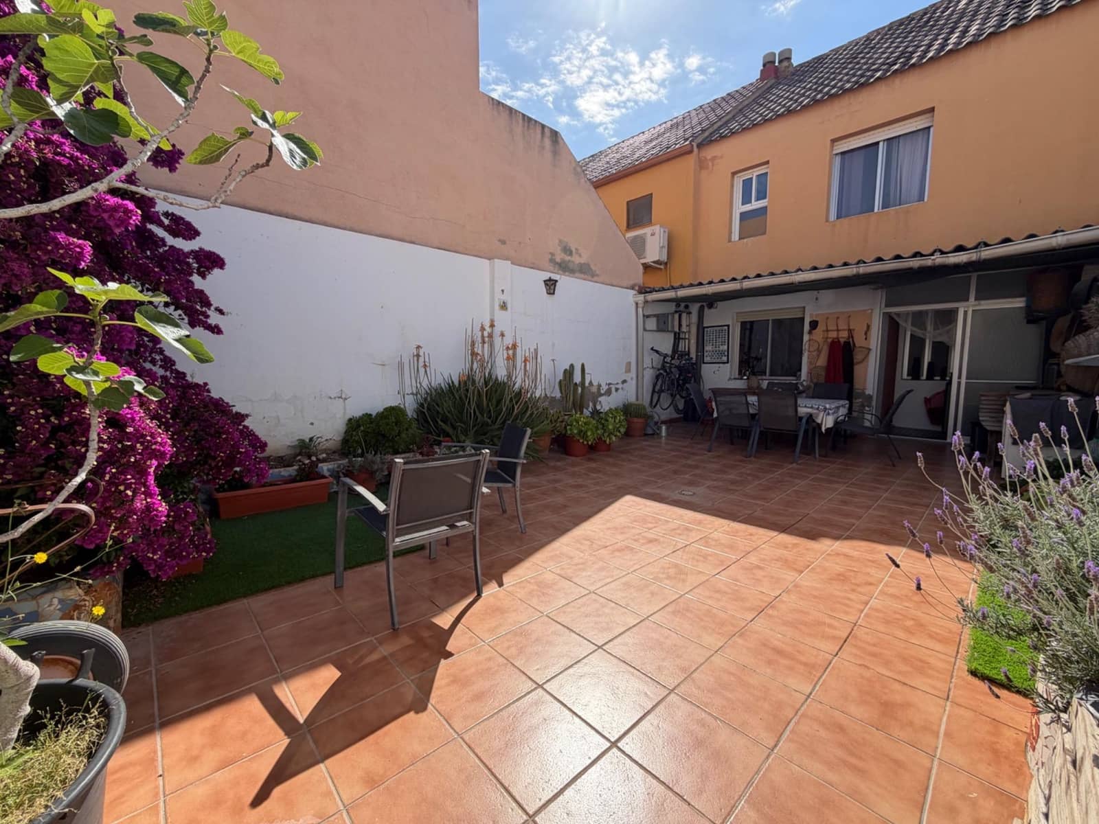 3 Zimmer Villa zu verkaufen in Casinos - 165.000 € (Ref: 9836221)