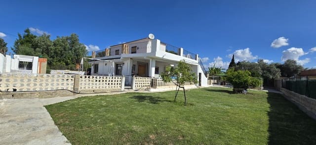4 Zimmer Villa zu verkaufen in Llíria mit Pool - 225.000 € (Ref: 9836222)