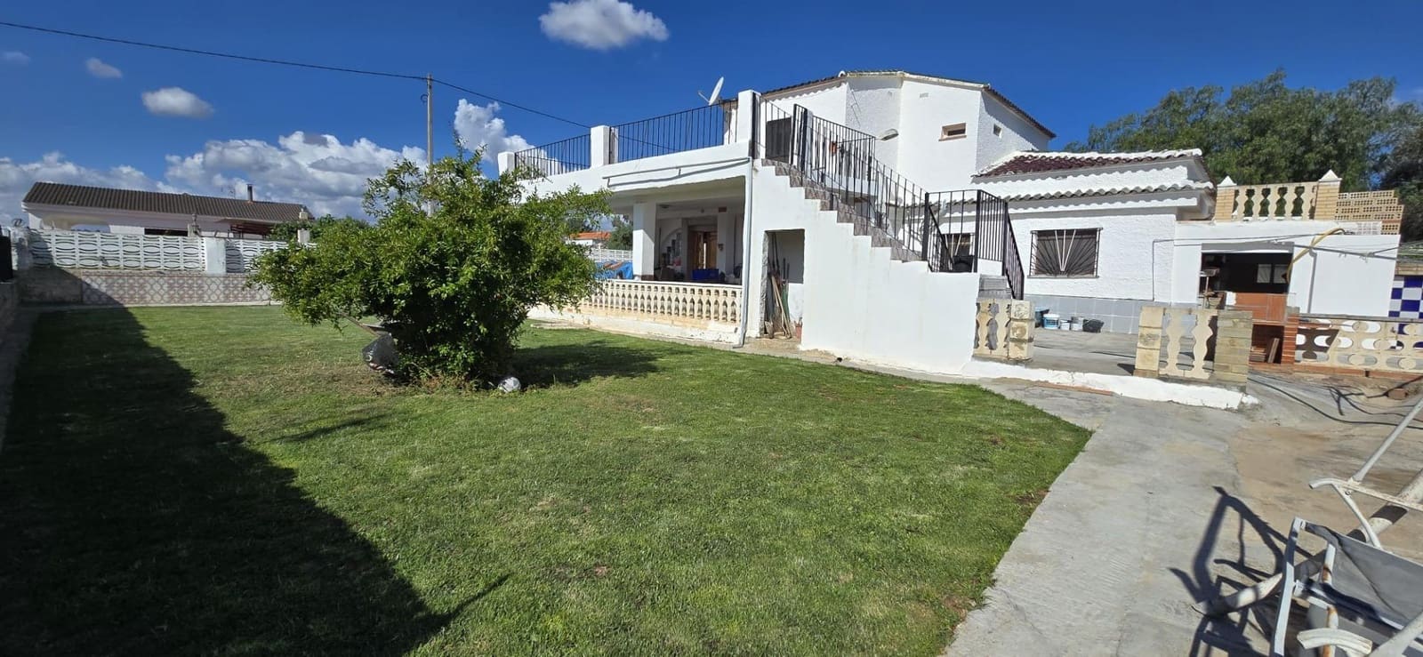 4 Zimmer Villa zu verkaufen in Lliria mit Pool - 225.000 € (Ref: 9836222)