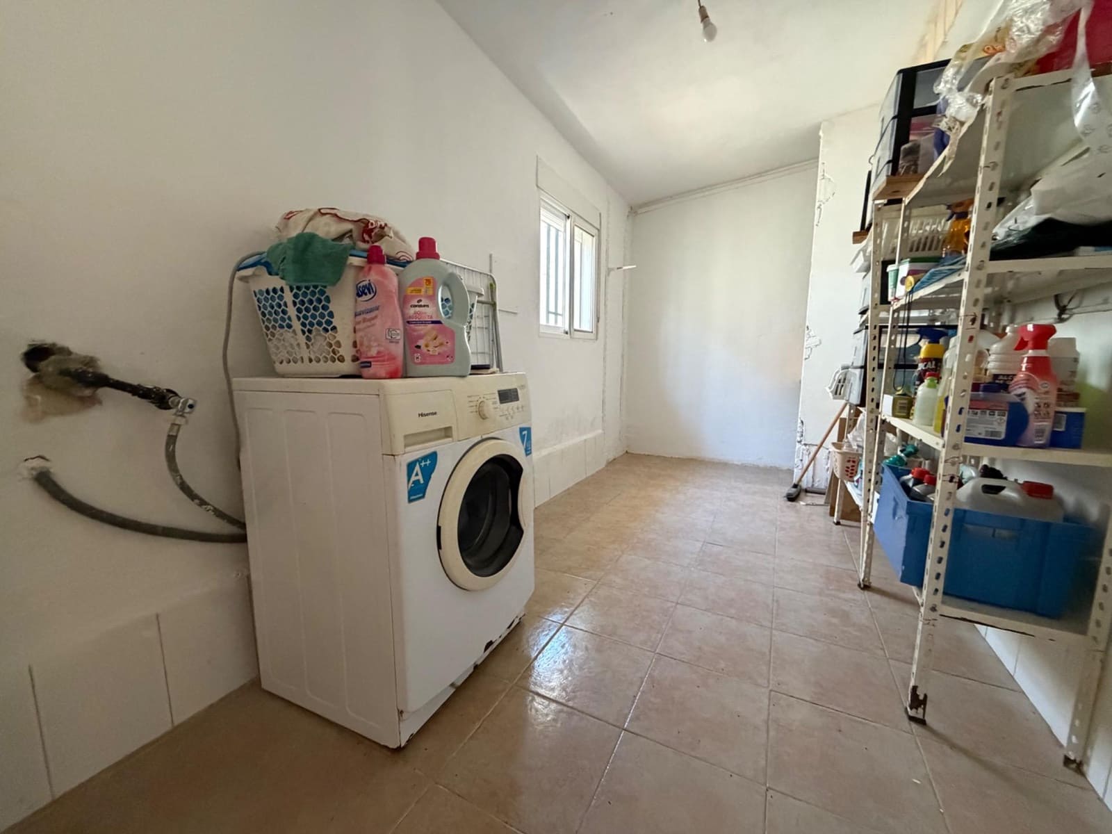 8 soverom Villa til salgs i Vilamarxant / Villamarchante med svømmebasseng garasje - € 375 000 (Ref: 9843383)