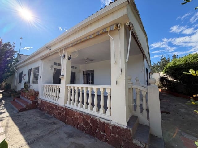8 soverom Villa til salgs i Vilamarxant / Villamarchante med svømmebasseng garasje - € 375 000 (Ref: 9843383)