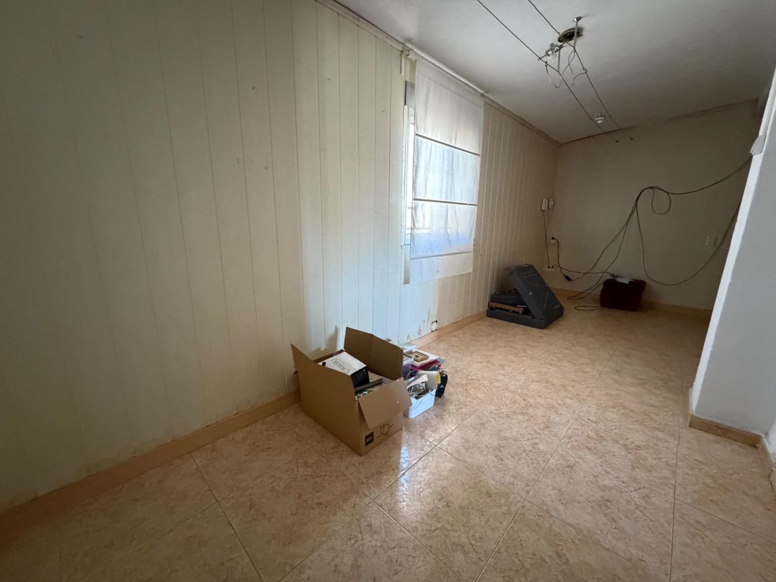 8 soverom Villa til salgs i Vilamarxant / Villamarchante med svømmebasseng garasje - € 375 000 (Ref: 9843383)