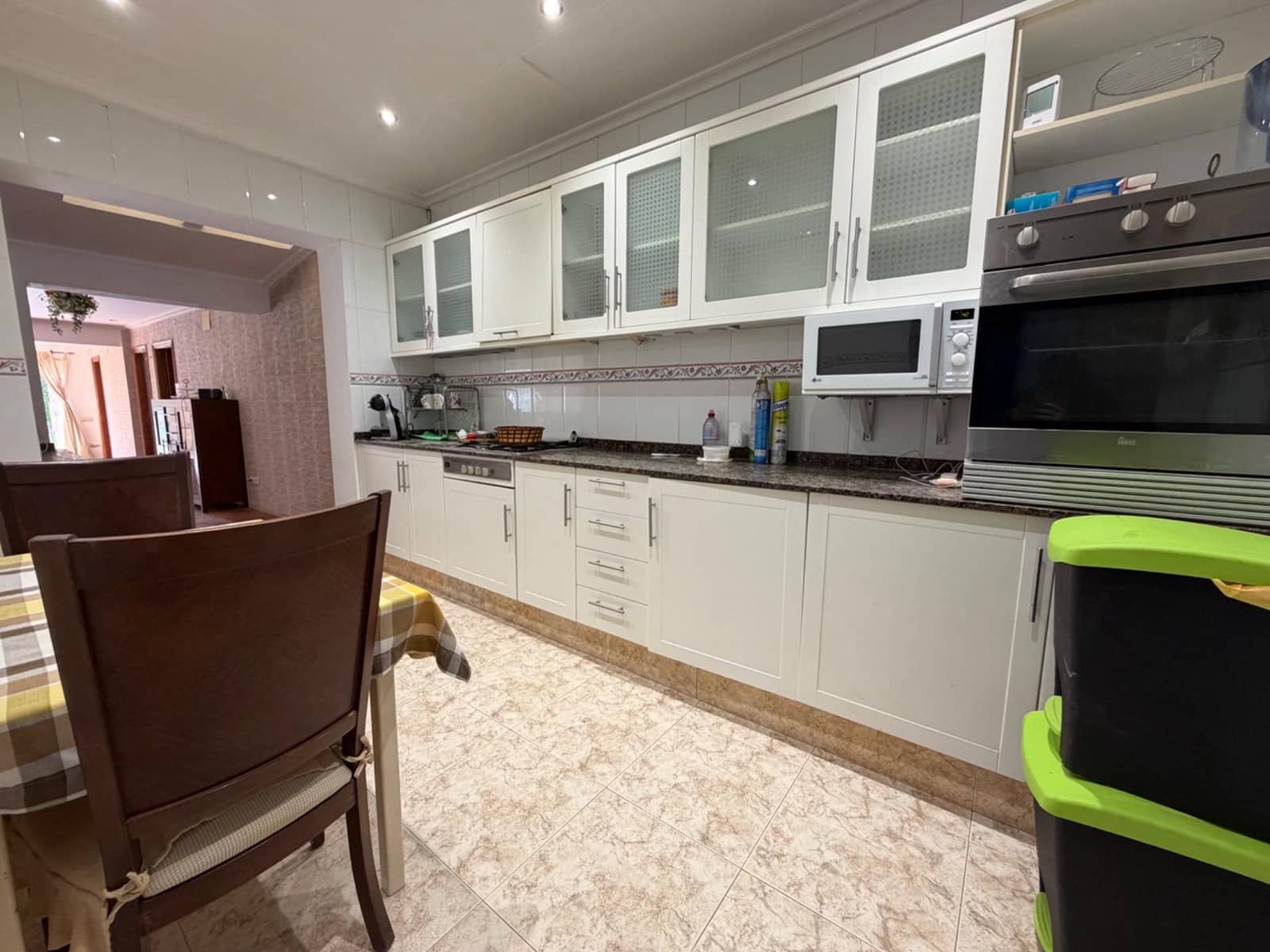 8 soverom Villa til salgs i Vilamarxant / Villamarchante med svømmebasseng garasje - € 375 000 (Ref: 9843383)