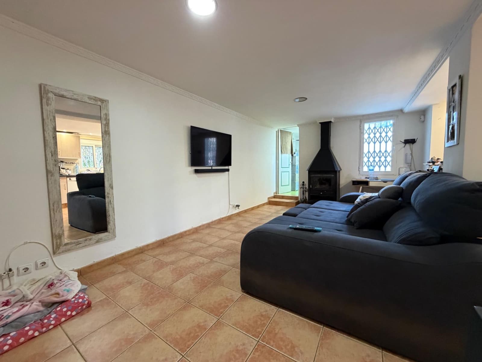 8 soverom Villa til salgs i Vilamarxant / Villamarchante med svømmebasseng garasje - € 375 000 (Ref: 9843383)
