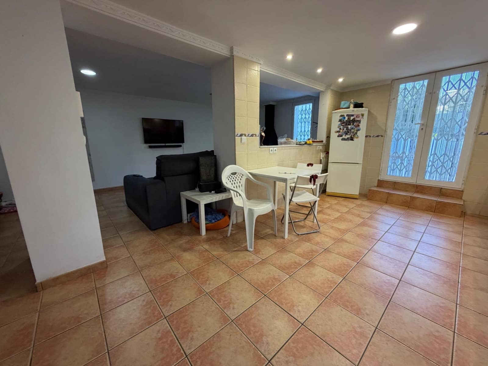 8 soverom Villa til salgs i Vilamarxant / Villamarchante med svømmebasseng garasje - € 375 000 (Ref: 9843383)