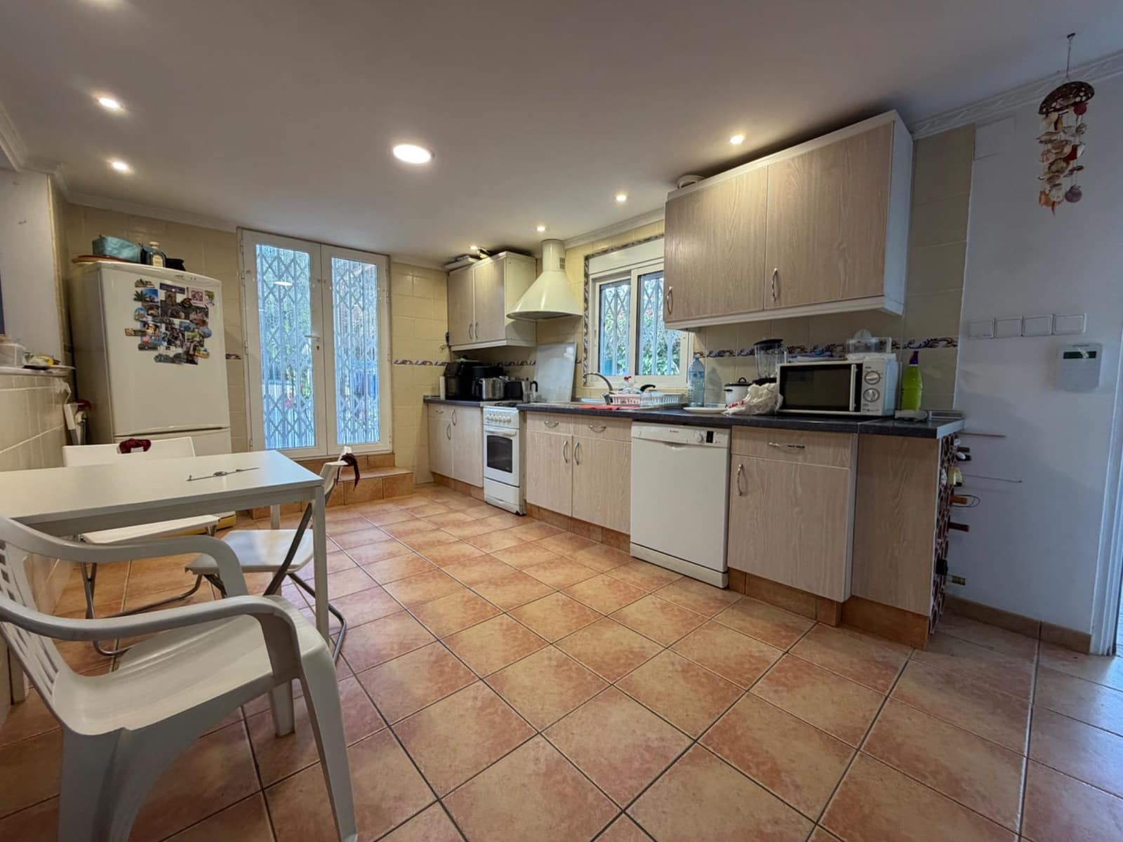 8 soverom Villa til salgs i Vilamarxant / Villamarchante med svømmebasseng garasje - € 375 000 (Ref: 9843383)