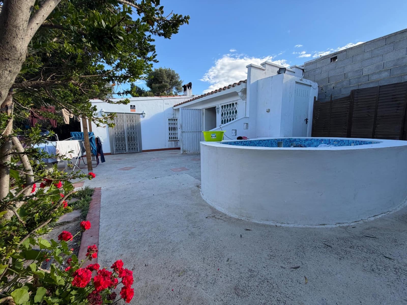 8 soverom Villa til salgs i Vilamarxant / Villamarchante med svømmebasseng garasje - € 375 000 (Ref: 9843383)