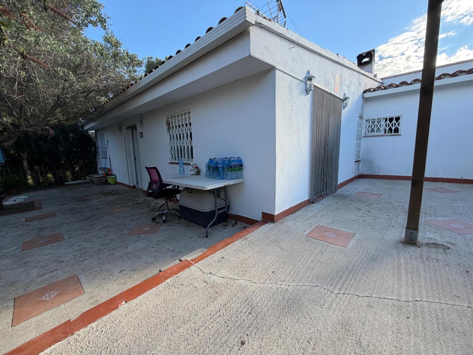 8 soverom Villa til salgs i Vilamarxant / Villamarchante med svømmebasseng garasje - € 375 000 (Ref: 9843383)