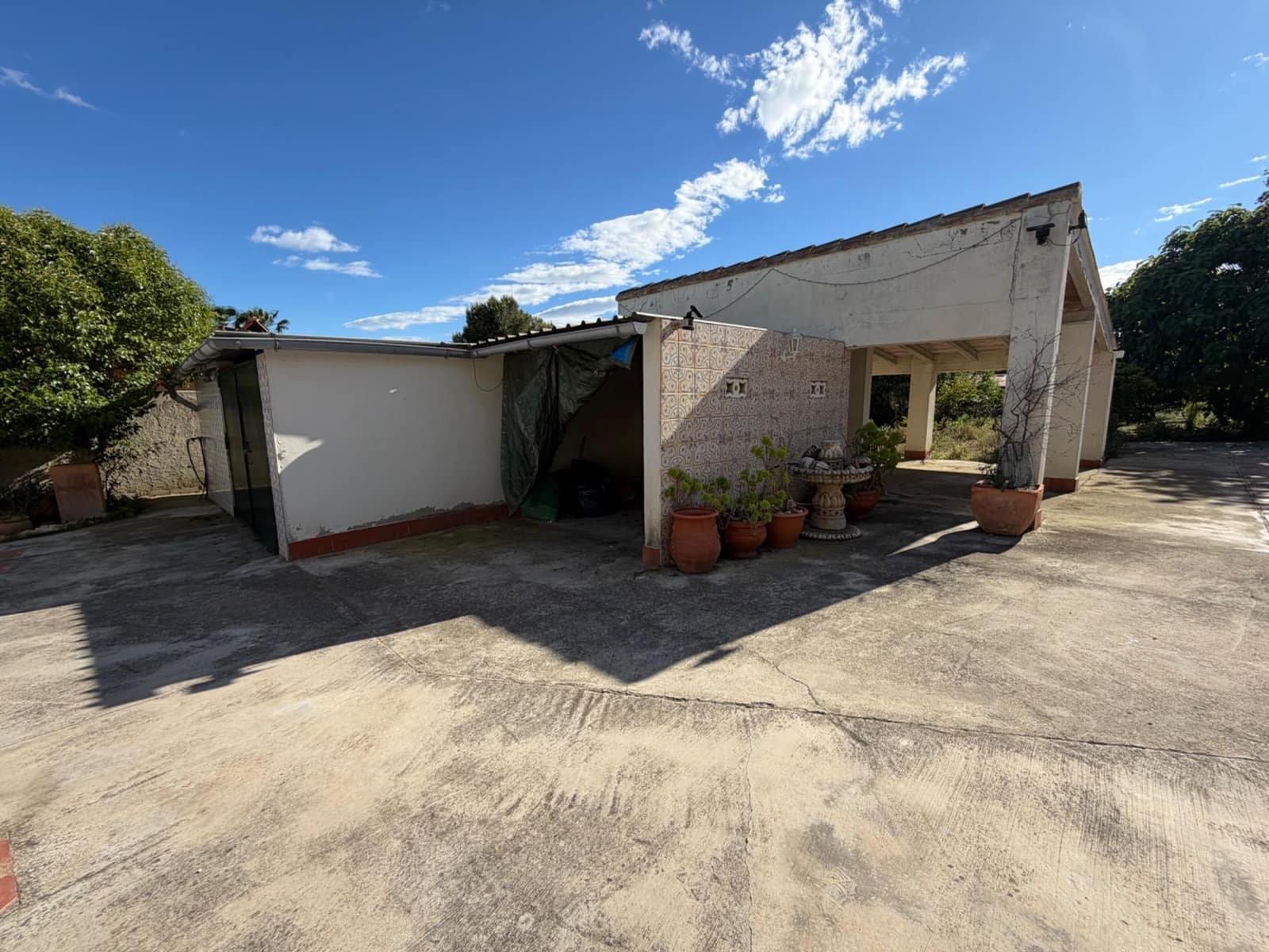 8 soverom Villa til salgs i Vilamarxant / Villamarchante med svømmebasseng garasje - € 375 000 (Ref: 9843383)