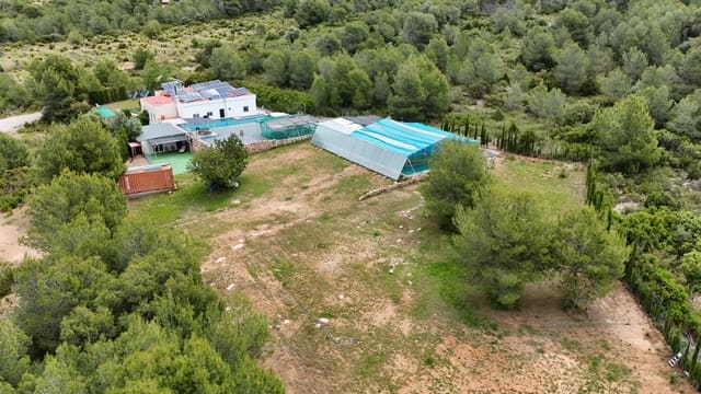 7 soverom Villa til salgs i Villar del Arzobispo med svømmebasseng - € 350 000 (Ref: 9843384)