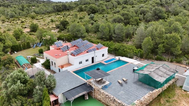 7 soverom Villa til salgs i Villar del Arzobispo med svømmebasseng - € 350 000 (Ref: 9843384)