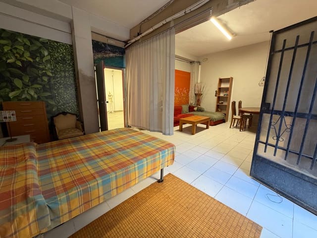 Local Commercial à vendre à La Pobla de Vallbona - 125 000 € (Ref: 9855442)