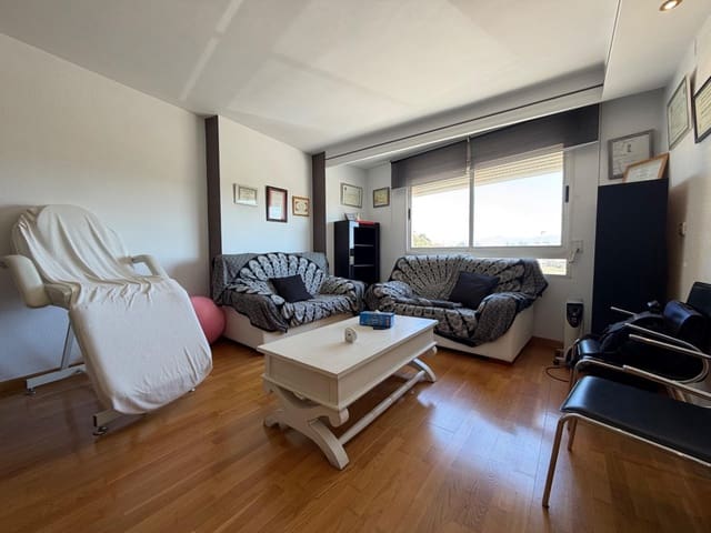 5 quarto Apartamento para venda em Llíria - 259 000 € (Ref: 9860087)