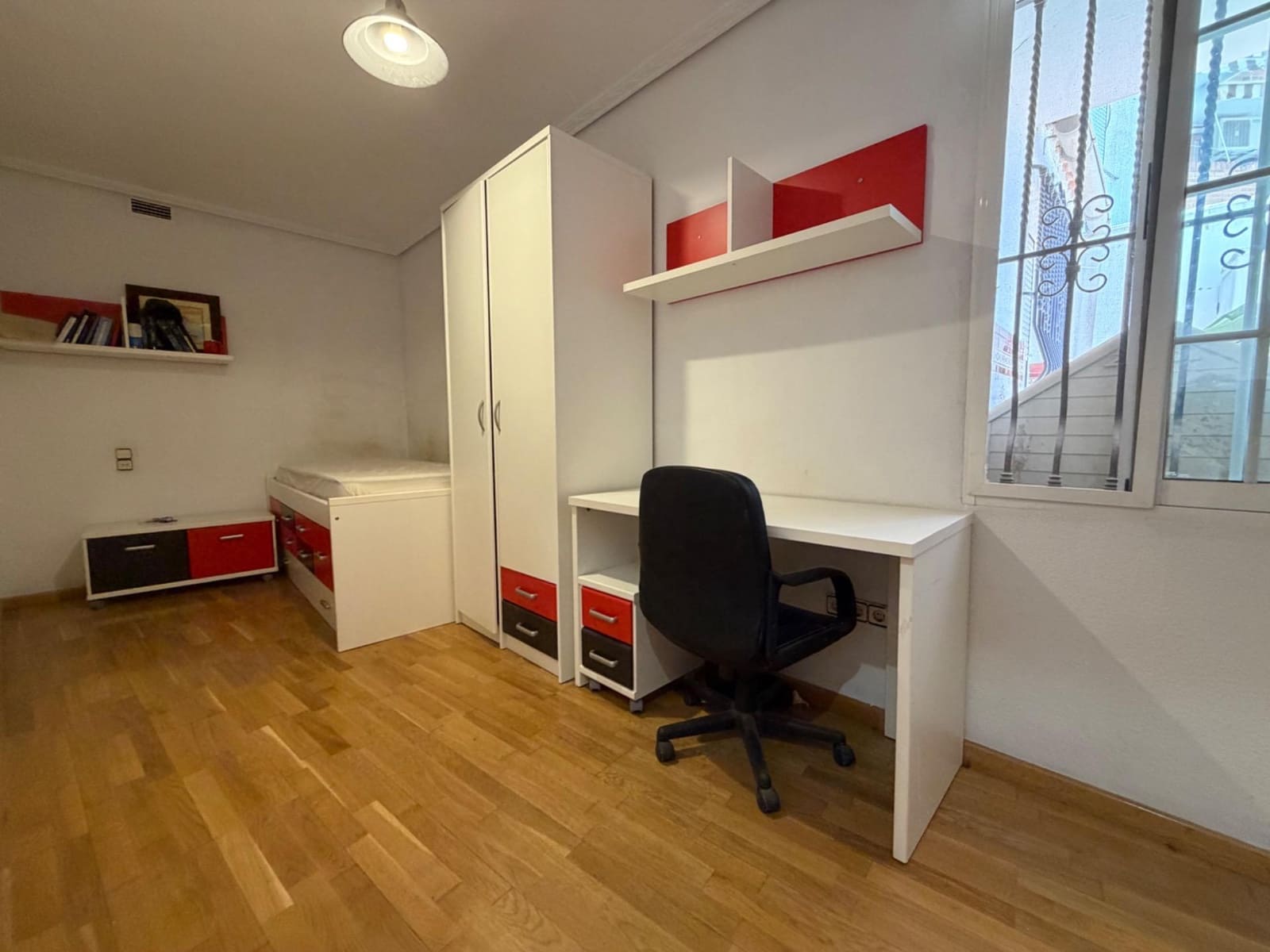 5 quarto Apartamento para venda em Lliria - 259 000 € (Ref: 9860087)