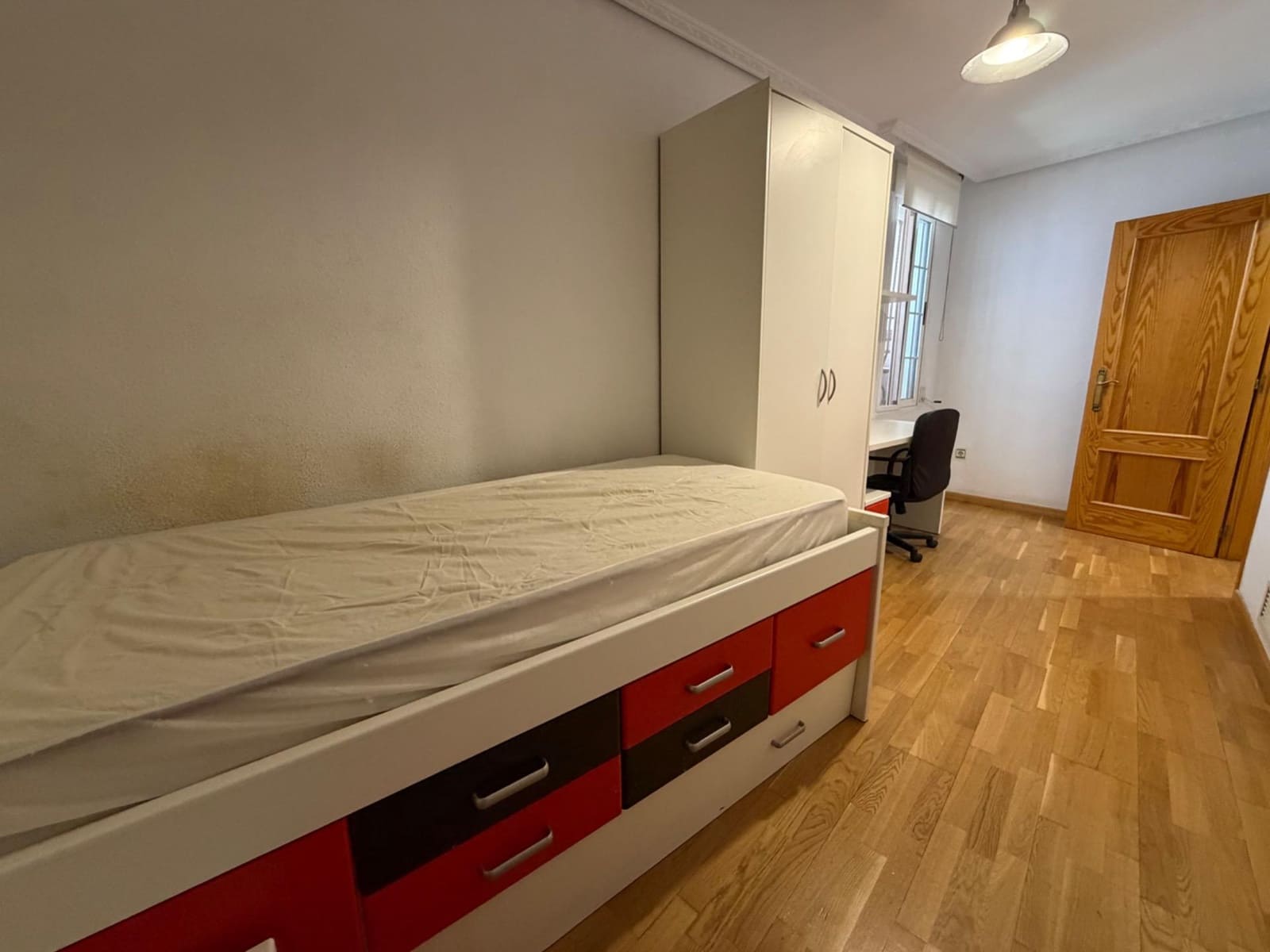 5 quarto Apartamento para venda em Lliria - 259 000 € (Ref: 9860087)