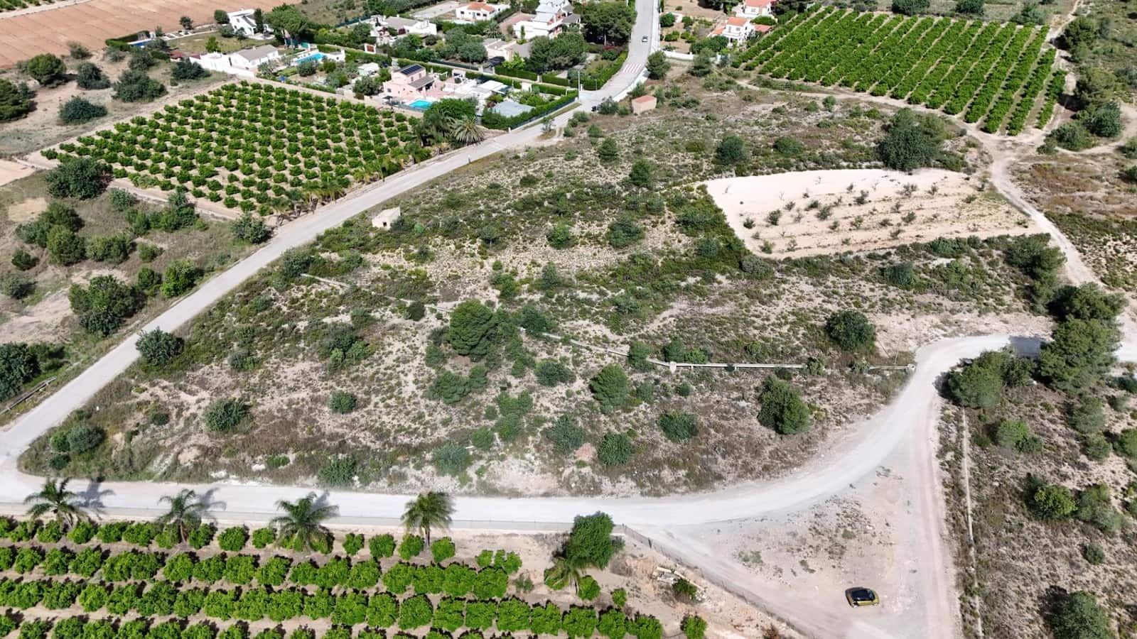 Grond te koop in Domeno - € 7.500 (Ref: 9865180)