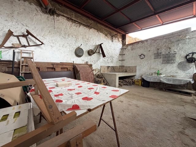 Local Commercial à vendre à Llíria - 90 000 € (Ref: 9889438)