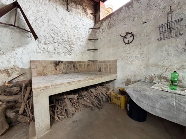Local Commercial à vendre à Llíria - 90 000 € (Ref: 9889438)