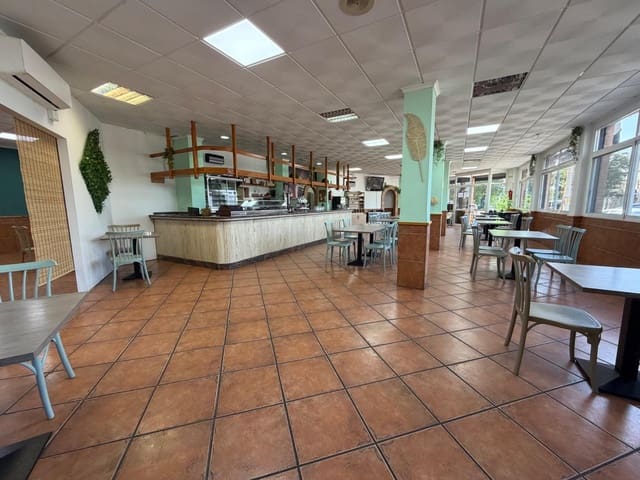 Yritys myytävänä paikassa Llíria - 42 000 € (Ref: 9890368)