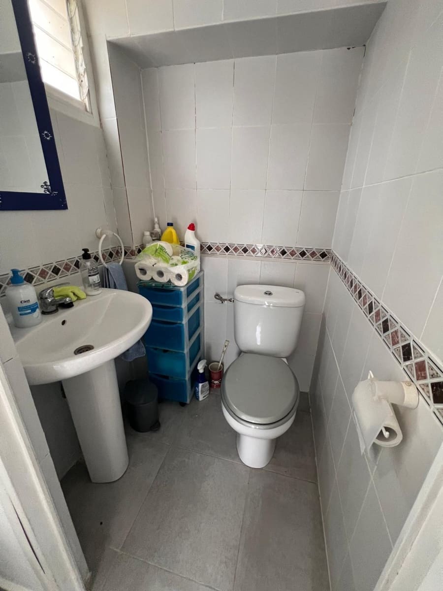 3 soveværelse Villa til salg i Lliria med swimmingpool garage - € 249.900 (Ref: 9890369)