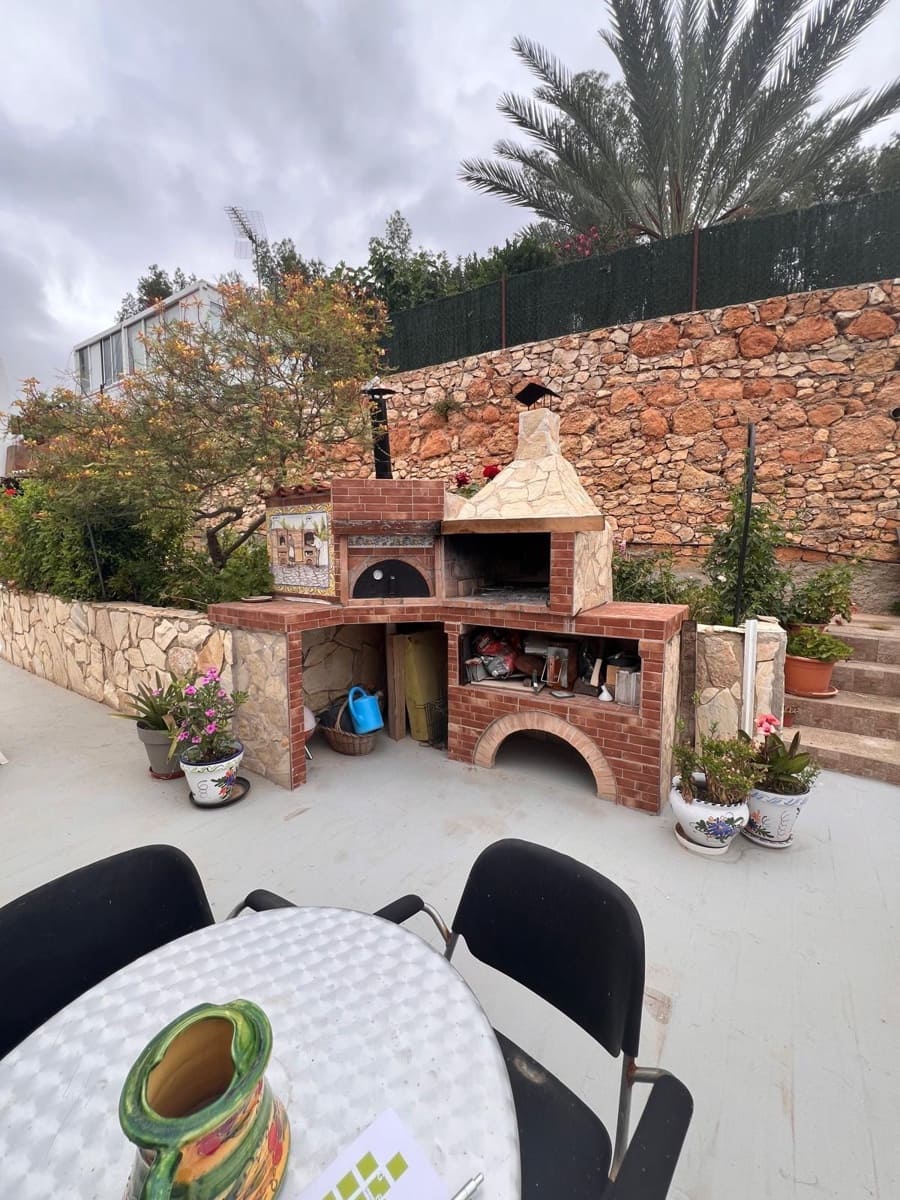 3 soveværelse Villa til salg i Lliria med swimmingpool garage - € 249.900 (Ref: 9890369)