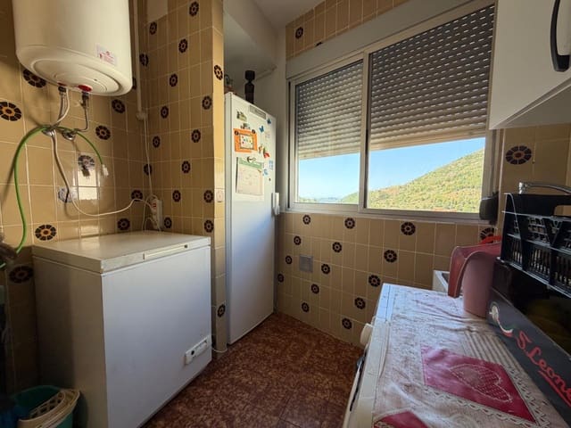 Casa de 4 habitaciones en Gátova, Gatova en venta con garaje - 165.000 € (Ref: 9903930)
