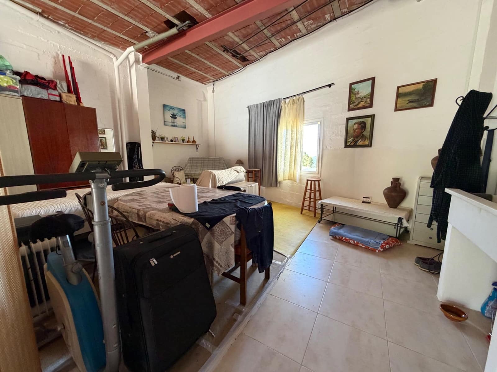 Casa de 4 habitaciones en Gátova en venta con garaje - 165.000 € (Ref: 9903930)