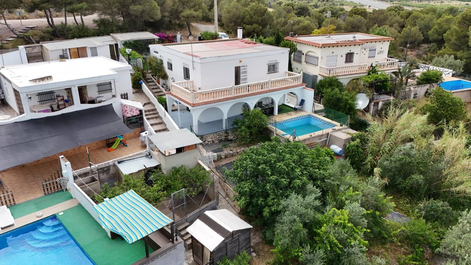3 sovrum Villa till salu i Casinos med pool - 180 000 € (Ref: 9907597)
