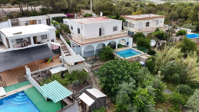 3 sovrum Villa till salu i Casinos med pool - 180 000 € (Ref: 9907597)