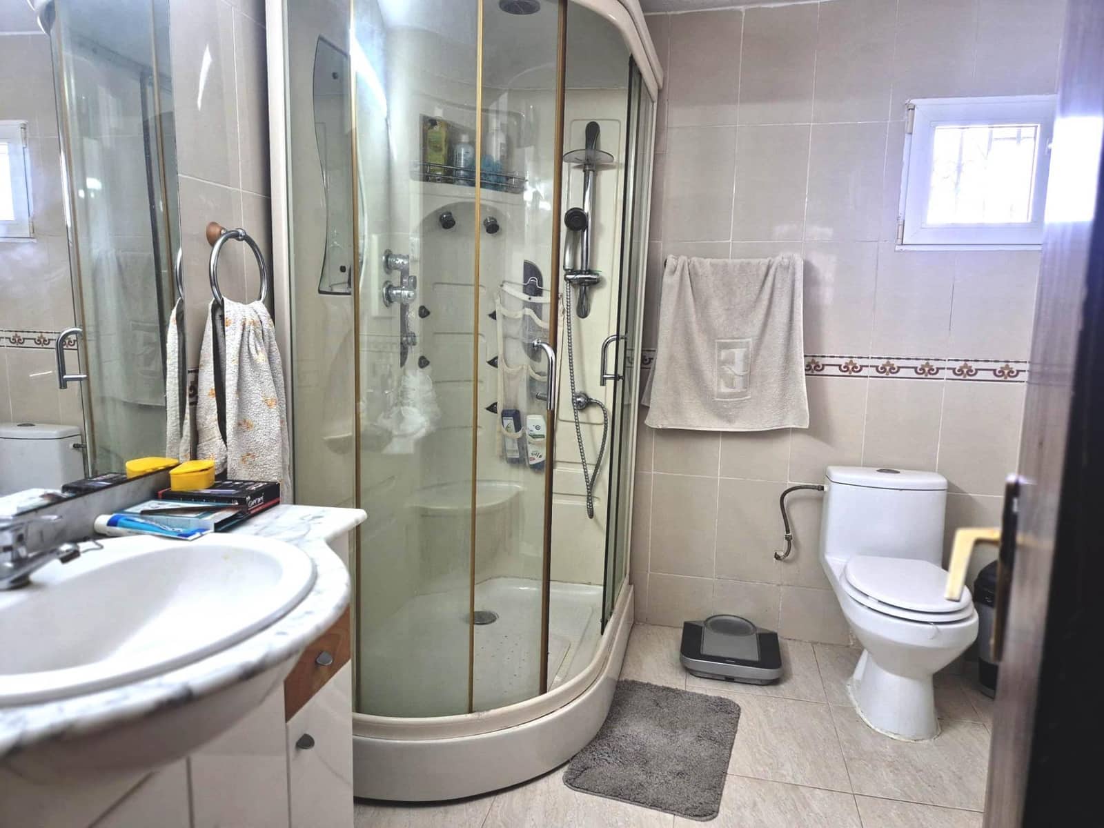 6 chambre Villa/Maison à vendre à Lliria avec piscine - 200 000 € (Ref: 9922299)