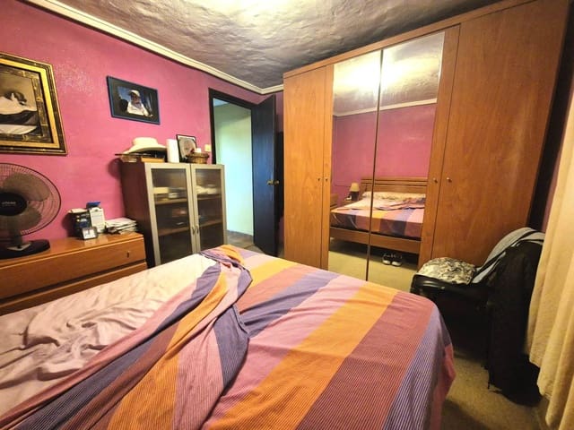 6 chambre Villa/Maison à vendre à Llíria avec piscine - 200 000 € (Ref: 9922299)