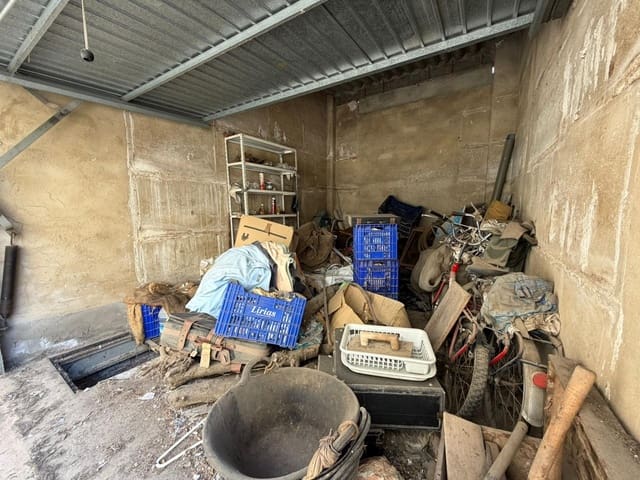 Garage for sale in Llíria - € 10,000 (Ref: 9934197)