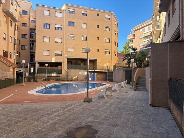 2 Zimmer Wohnung zu verkaufen in El Alborgí, Paterna mit Pool Garage - 225.000 € (Ref: 9934198)