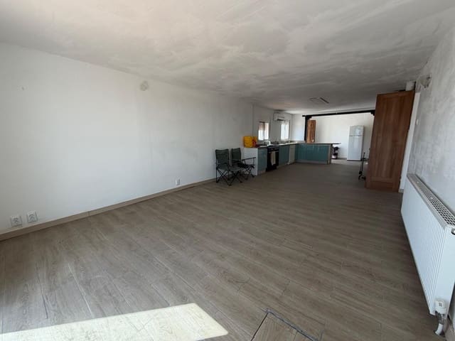 2 quarto Moradia para venda em Villar del Arzobispo com piscina garagem - 130 000 € (Ref: 9934199)