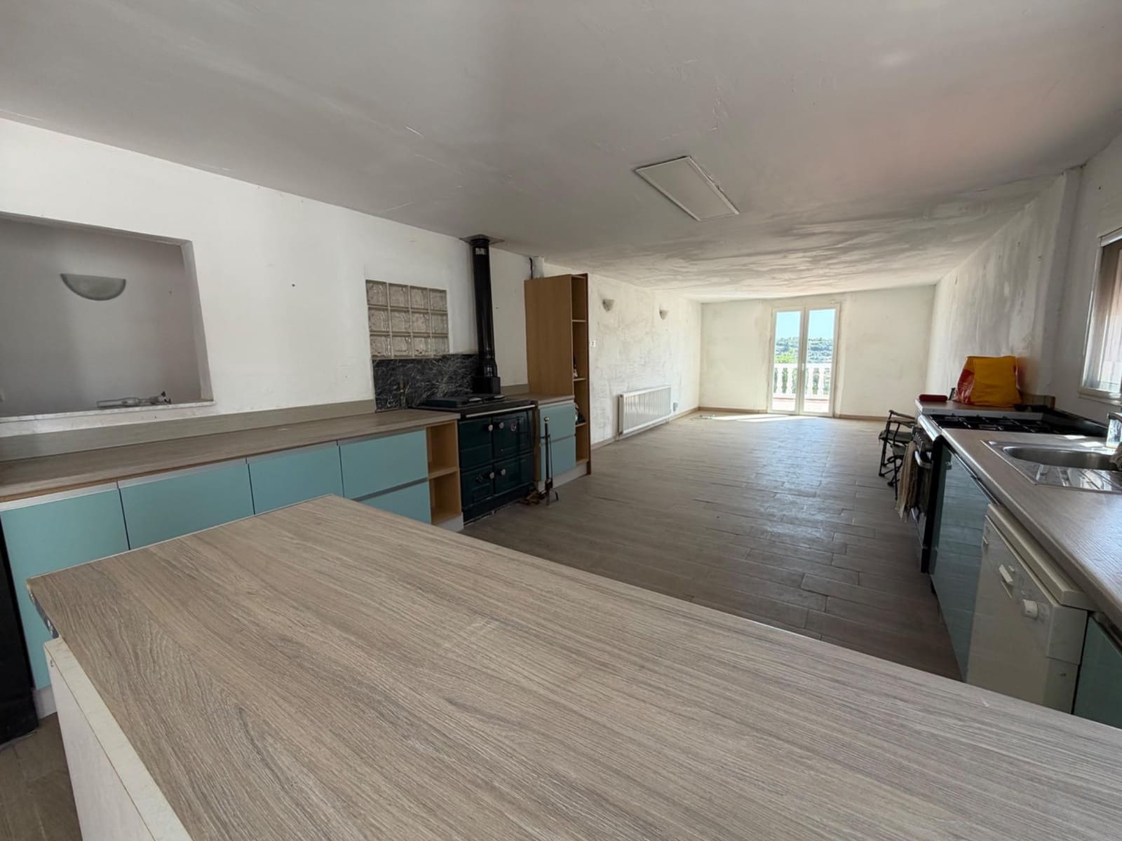 2 quarto Moradia para venda em Villar del Arzobispo com piscina garagem - 130 000 € (Ref: 9934199)