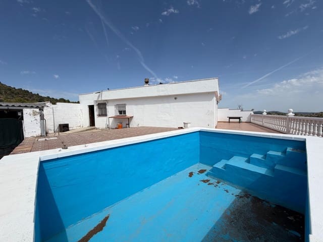 2 quarto Moradia para venda em Villar del Arzobispo com piscina garagem - 130 000 € (Ref: 9934199)