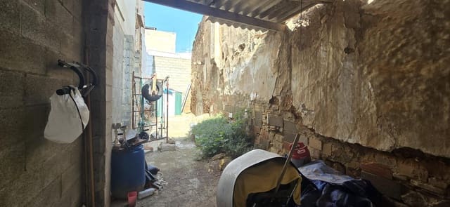 Byggetomt til salgs i Llíria - € 27 000 (Ref: 9936386)