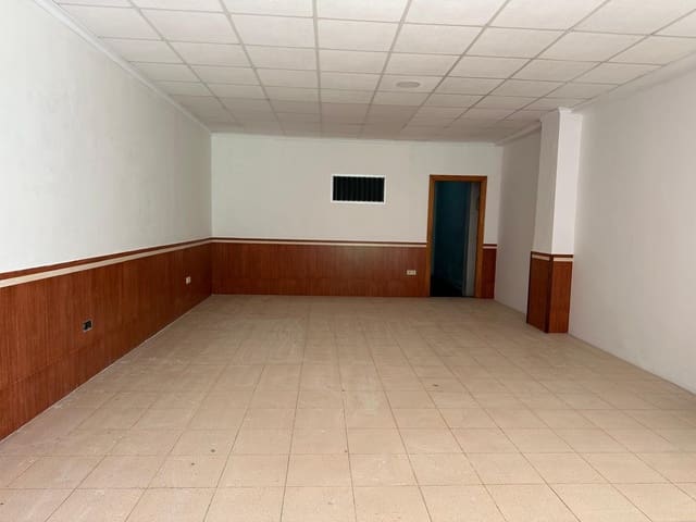 Kommersiell til salgs i Llíria - € 72 000 (Ref: 9936387)