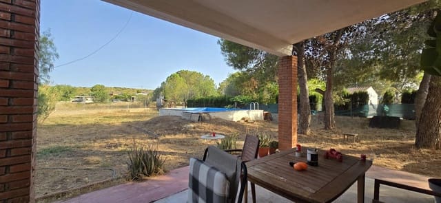 3 soverom Villa til salgs i Llíria med svømmebasseng garasje - € 221 000 (Ref: 9938169)