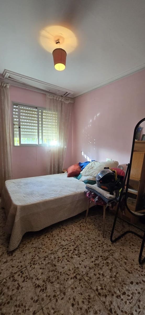 3 quarto Moradia para venda em Lliria com piscina garagem - 221 000 € (Ref: 9938169)
