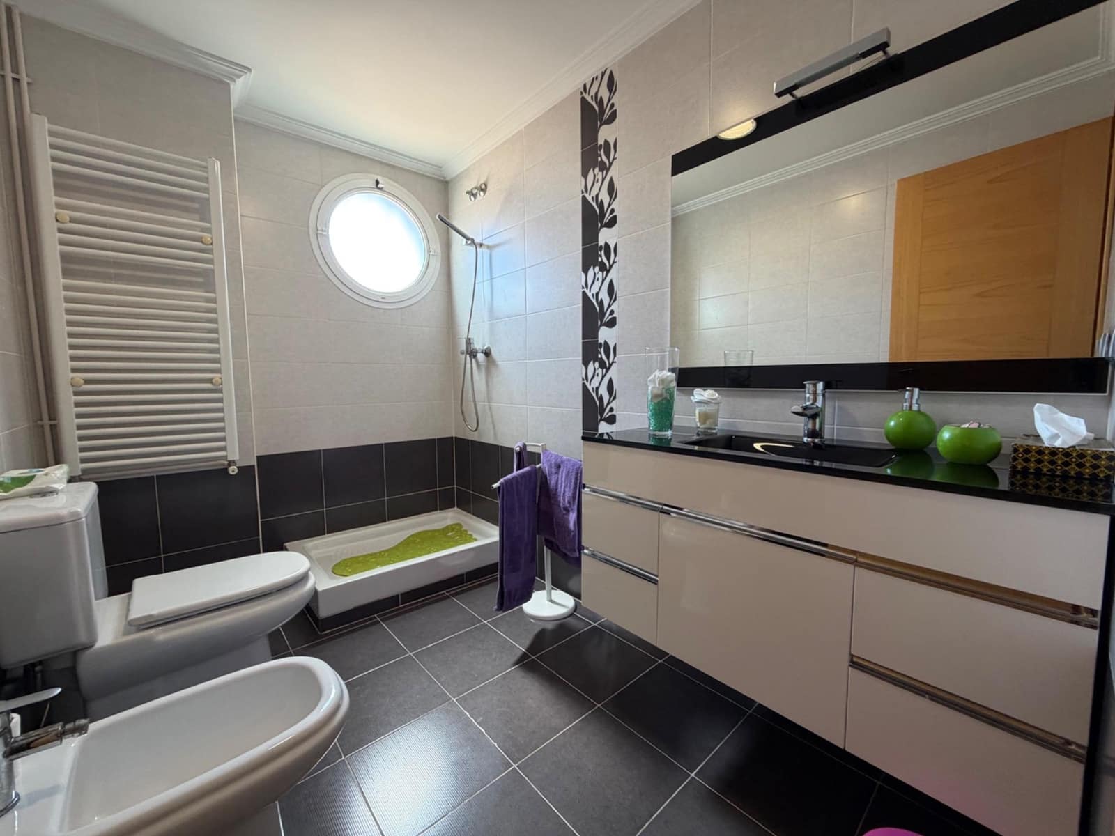4 Zimmer Villa zu verkaufen in Riba-roja de Turia mit Garage - 450.000 € (Ref: 9945708)