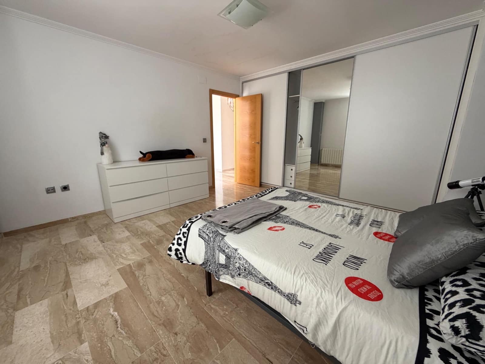 4 Zimmer Villa zu verkaufen in Riba-roja de Turia mit Garage - 450.000 € (Ref: 9945708)
