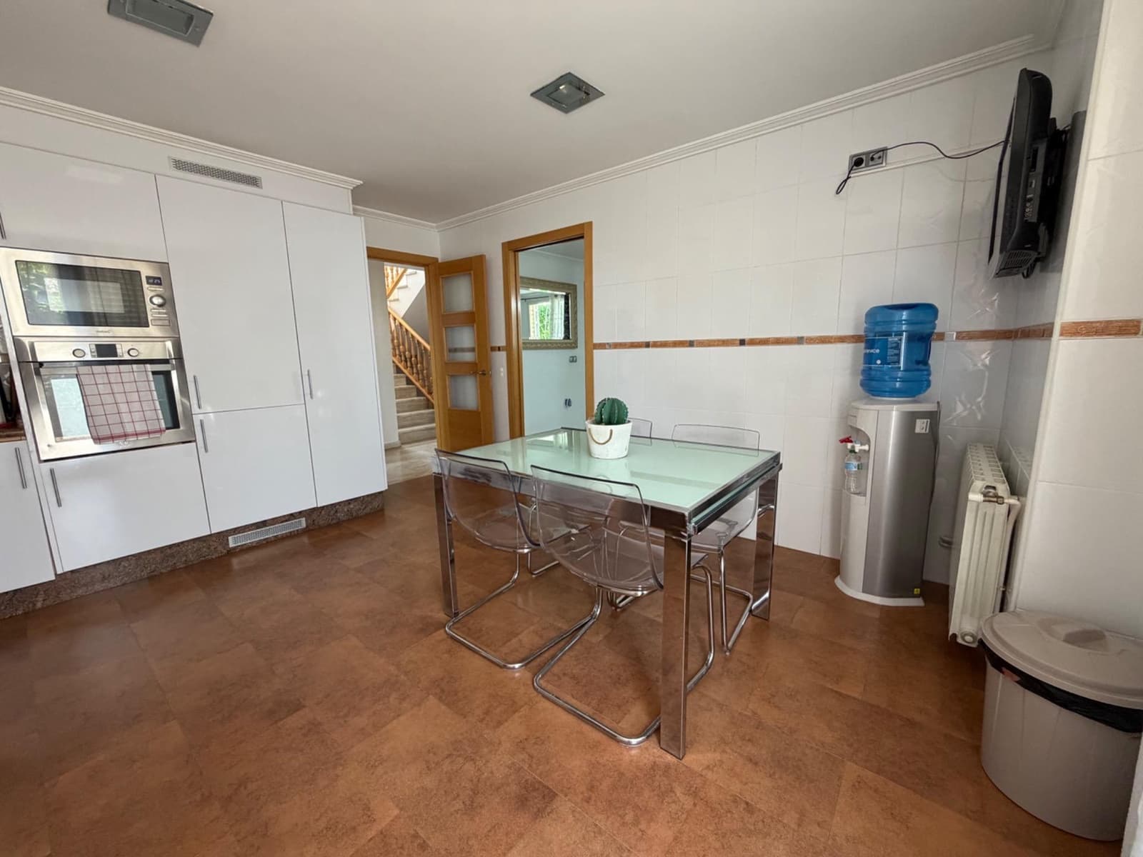 4 Zimmer Villa zu verkaufen in Riba-roja de Turia mit Garage - 450.000 € (Ref: 9945708)