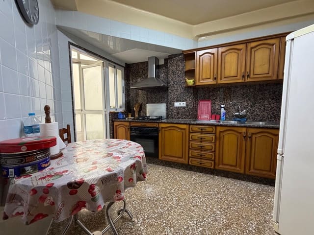 3 soverom Leilighet til salgs i Llíria - € 135 000 (Ref: 9945711)