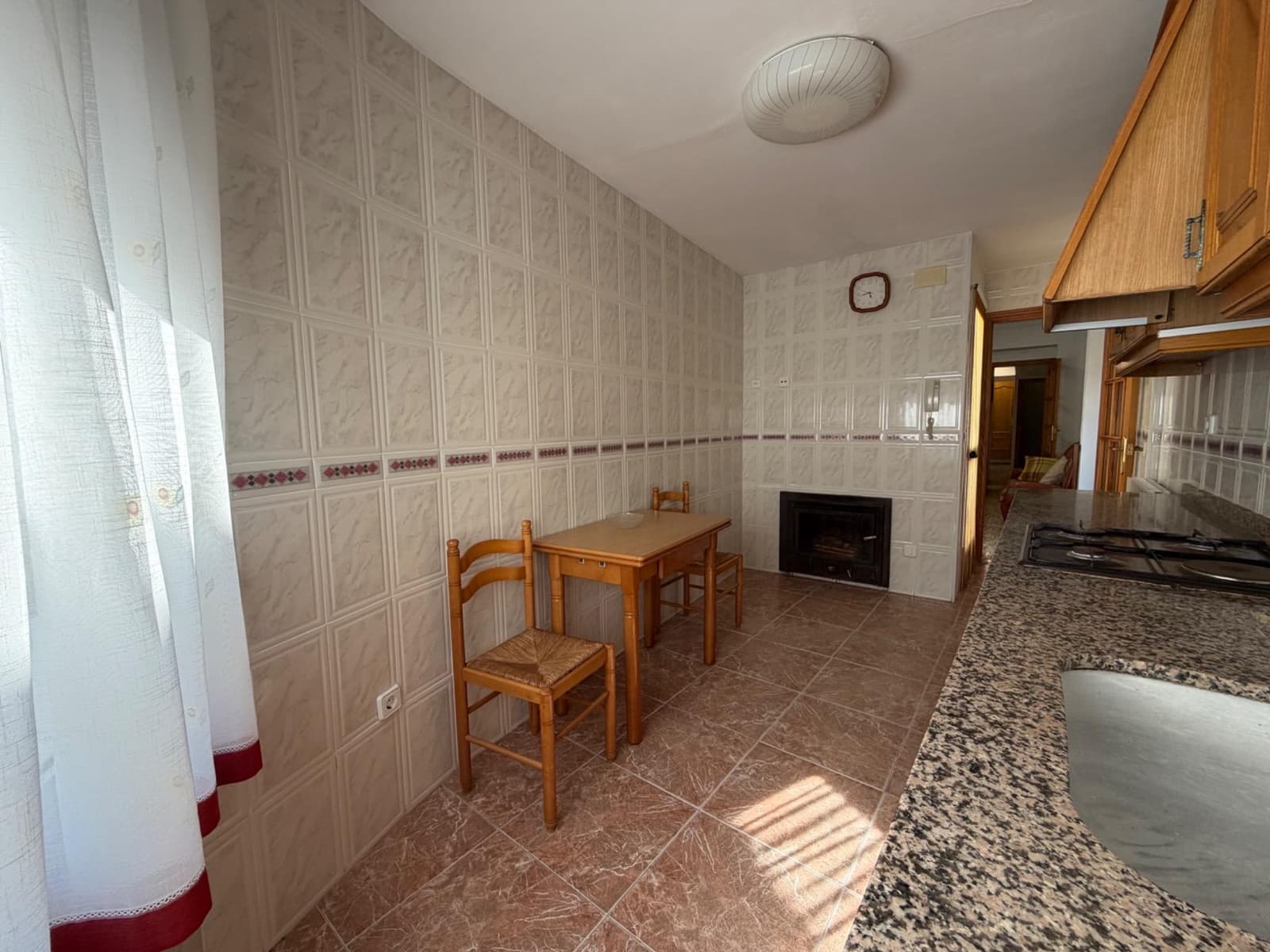 3 soveværelse Byhus til leje i Gatova - € 500 (Ref: 9945712)