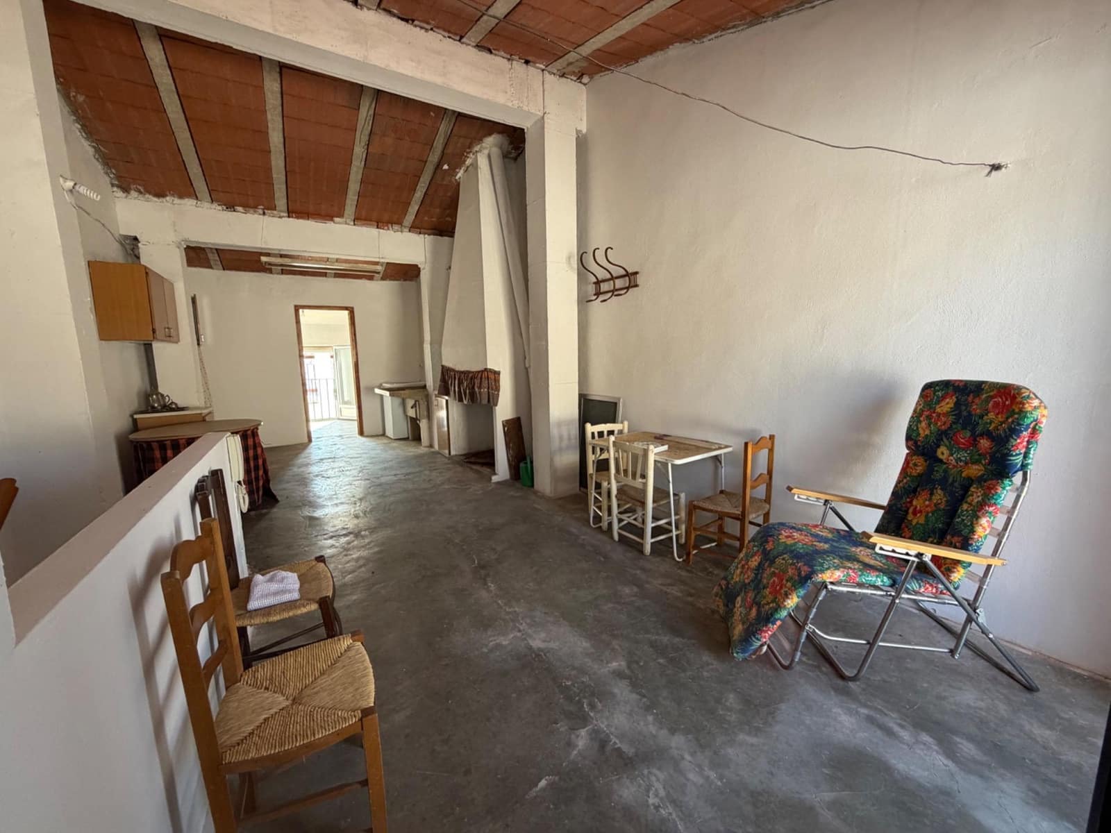 3 soveværelse Byhus til leje i Gatova - € 500 (Ref: 9945712)