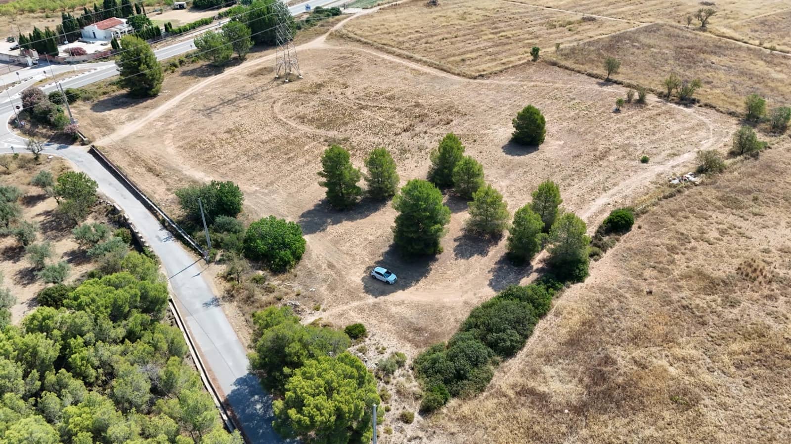 Grunde uden byggetilladelser til salg i Lliria - € 27.000 (Ref: 9952619)