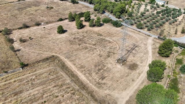 Grunde uden byggetilladelser til salg i Llíria - € 27.000 (Ref: 9952619)
