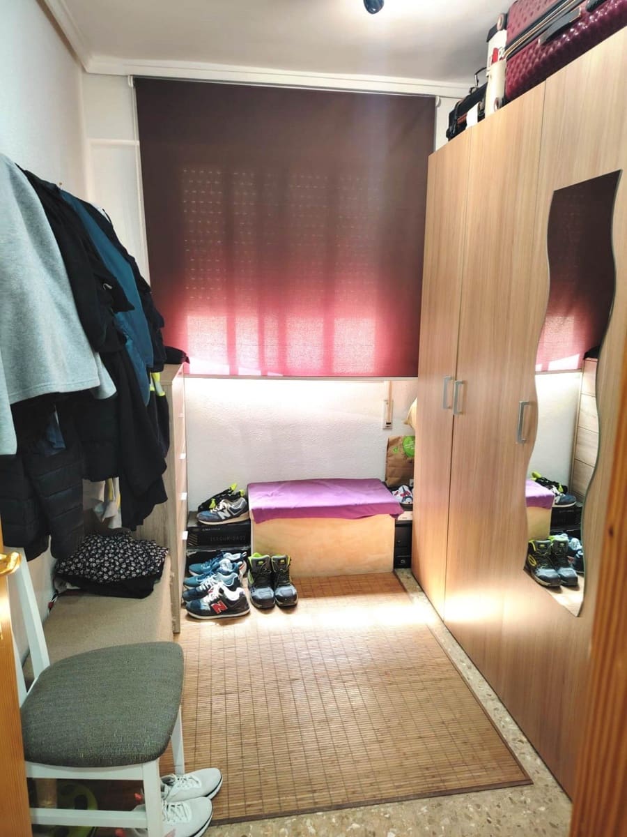 3 makuuhuone Asunto myytävänä paikassa Lliria - 179 900 € (Ref: 9959779)